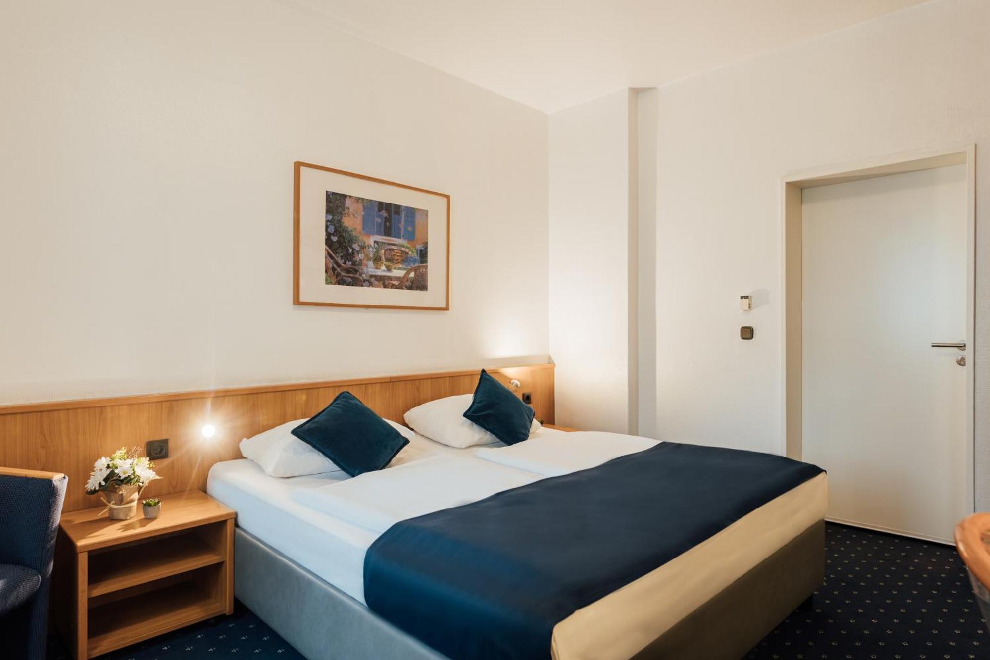 Hotel Commerz Hamburg Exterior photo