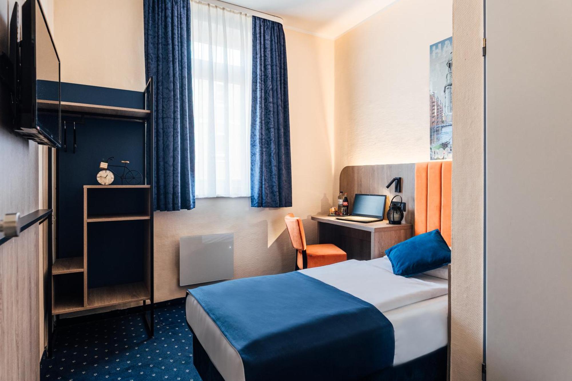 Hotel Commerz Hamburg Exterior photo
